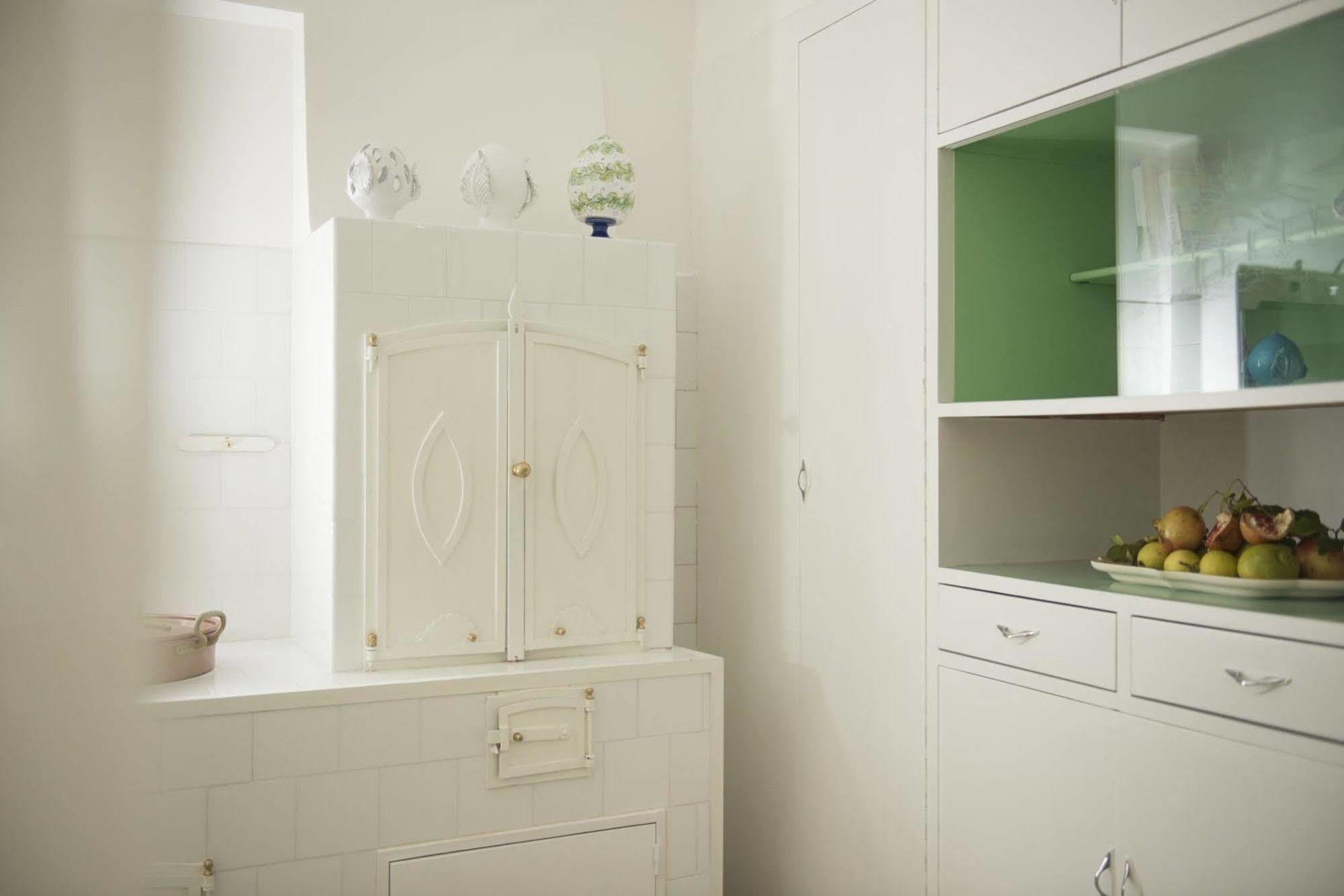 Dimora Cappuccini Guest House Cisternino Luaran gambar