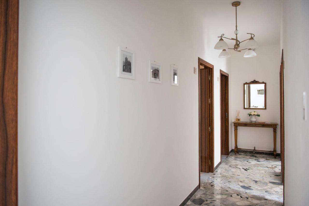 Dimora Cappuccini Guest House Cisternino Luaran gambar