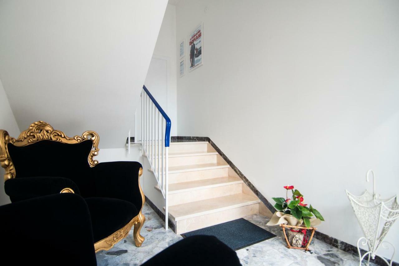 Dimora Cappuccini Guest House Cisternino Luaran gambar